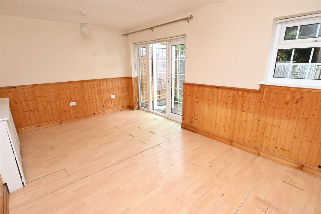 Property photo 2 of 15 Picture No. 13