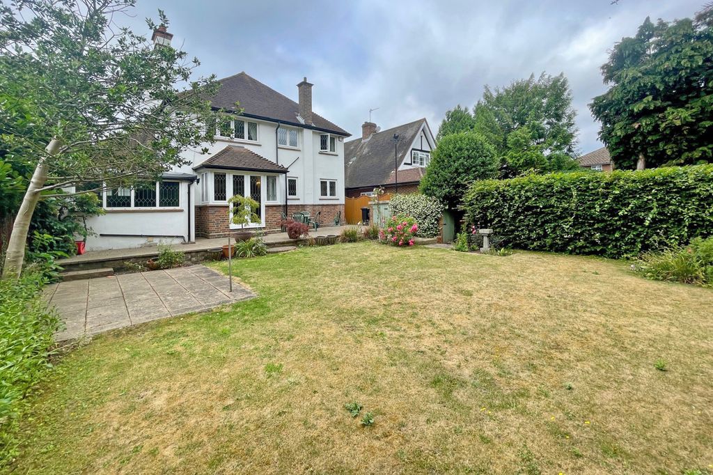 Property photo 3 of 19