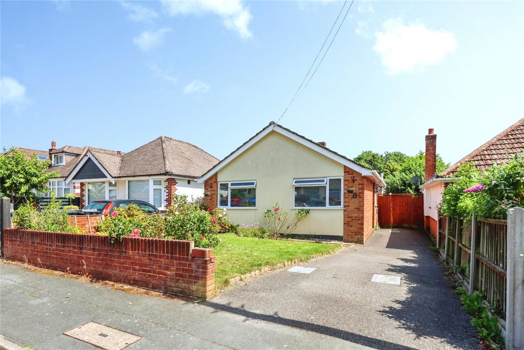 Property photo 1 of 17 Picture No. 25