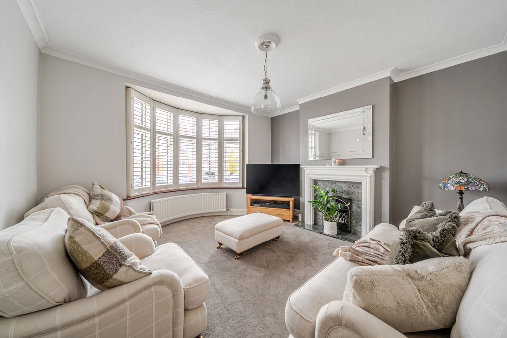 Property photo 3 of 21 1529872-11-6Ac8d6...