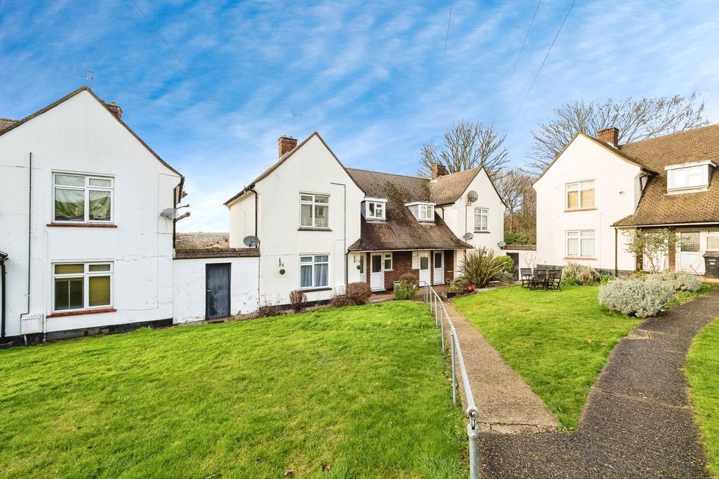 Property photo 1 of 11 Pbox-Img.Jpg