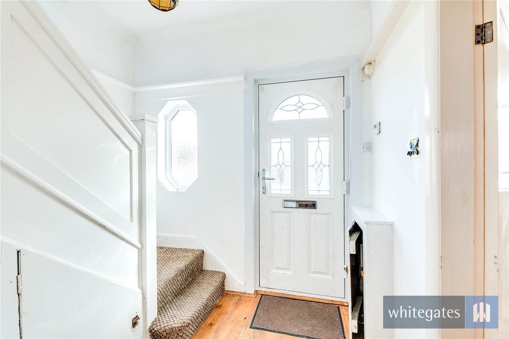 Property photo 2 of 20 Picture No. 02