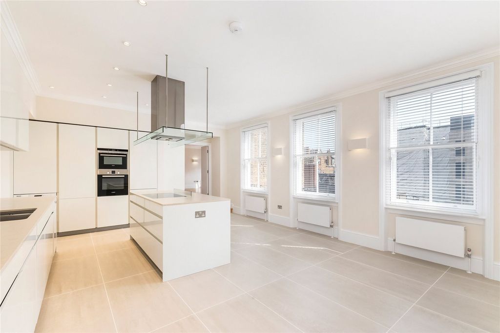 Property photo 3 of 15 Picture No. 14