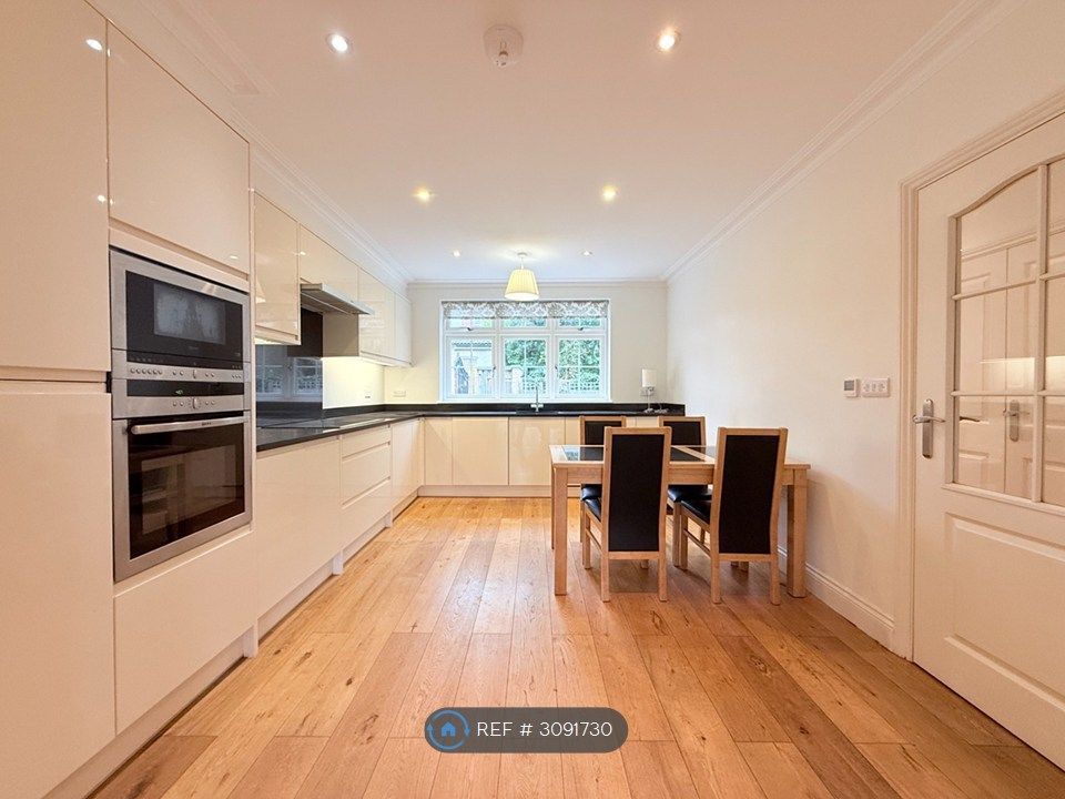 Property photo 3 of 25