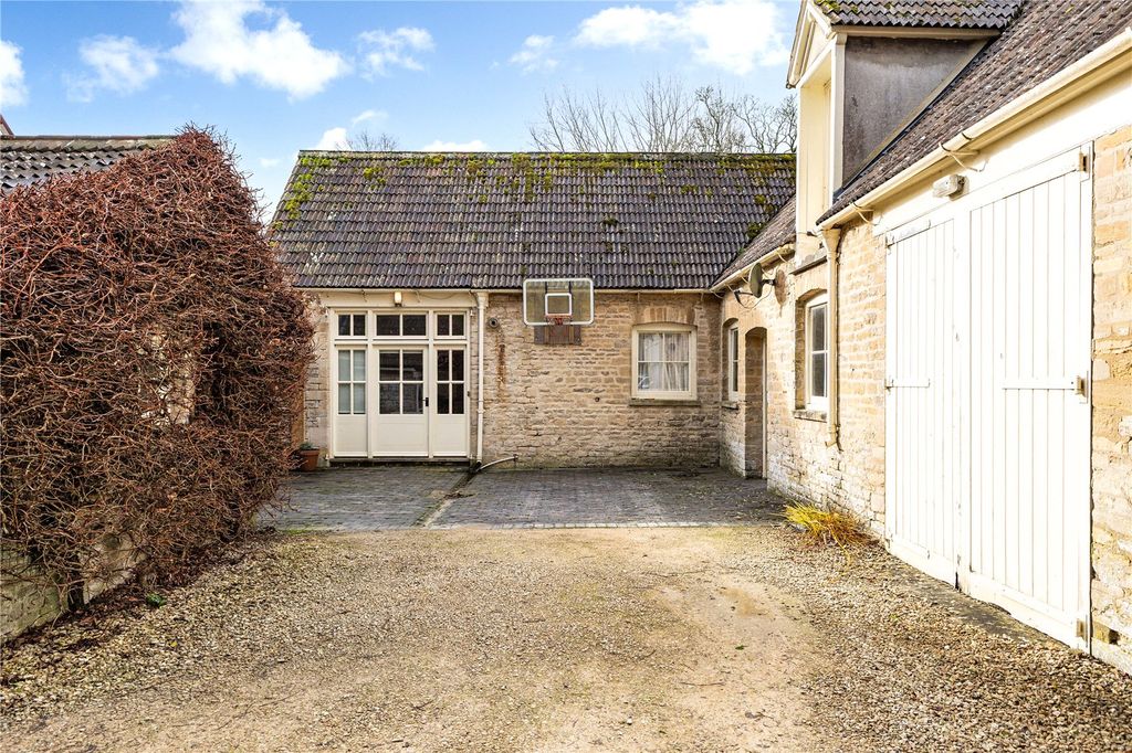 Additional image 71 of 9 bed detached house to rentColn St. Aldwyns, Cirencester, Gloucestershire GL7