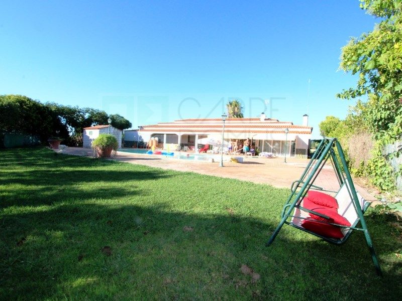 Property photo 1 of 42