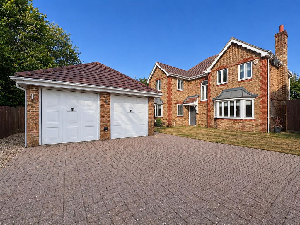 Property photo 1 of 21