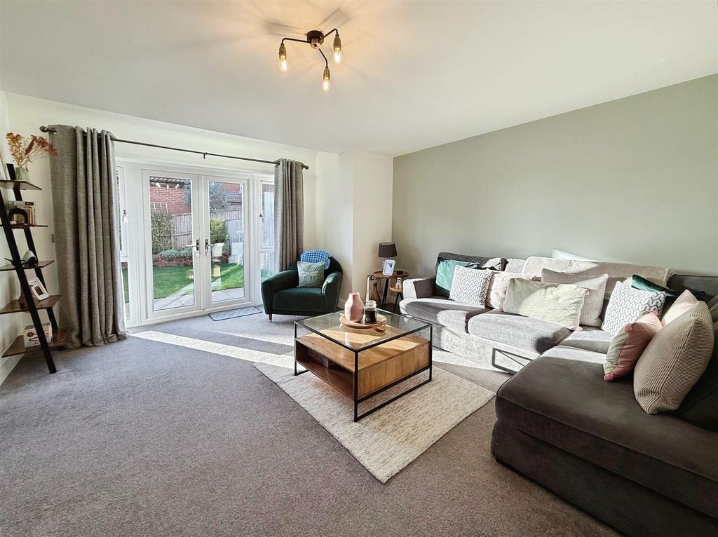 Property photo 3 of 33 Reception Room