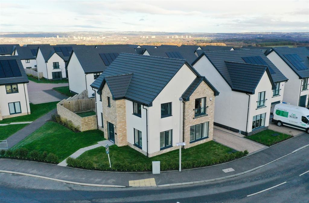 Property photo 1 of 28 Main Picture