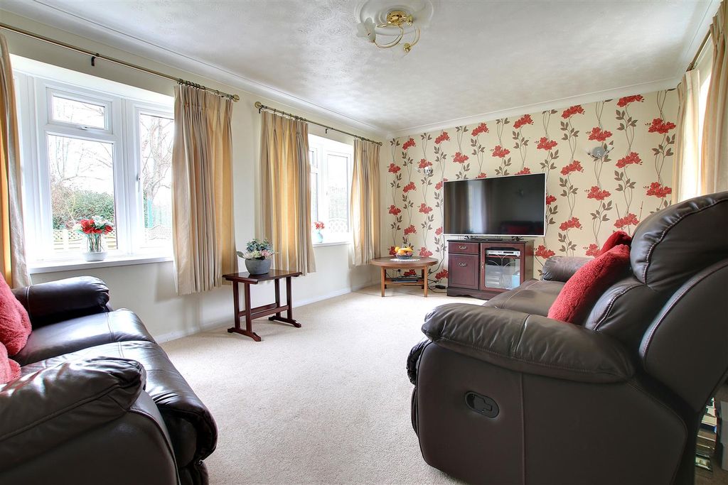 Property photo 2 of 16 Img_7432-Img_7434.Jpg