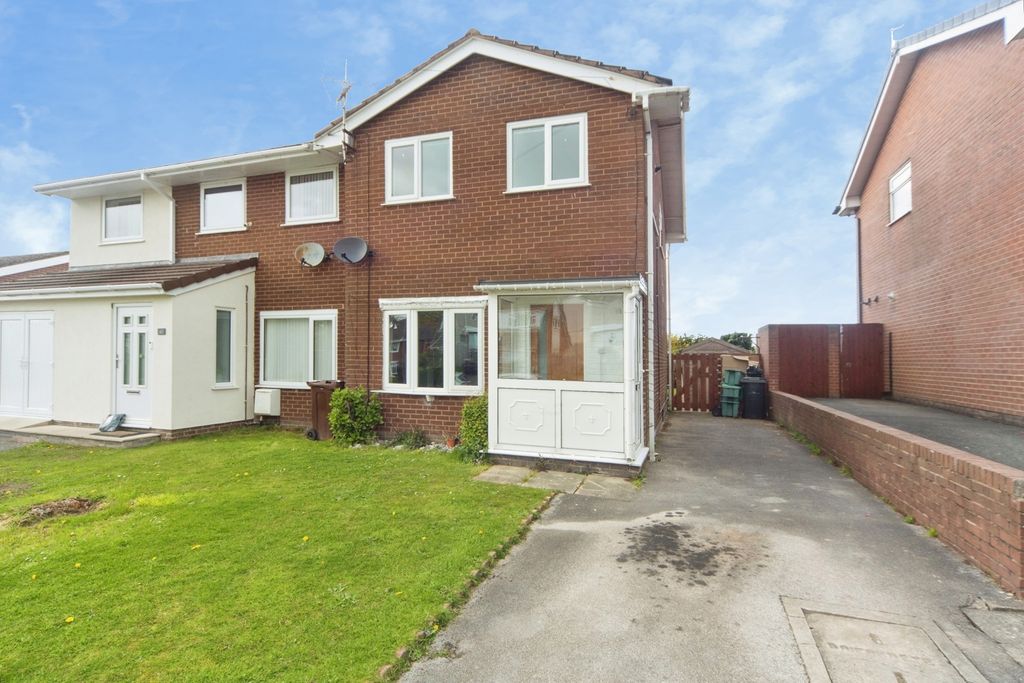 Property photo 1 of 18 Pbox-Img.Jpg