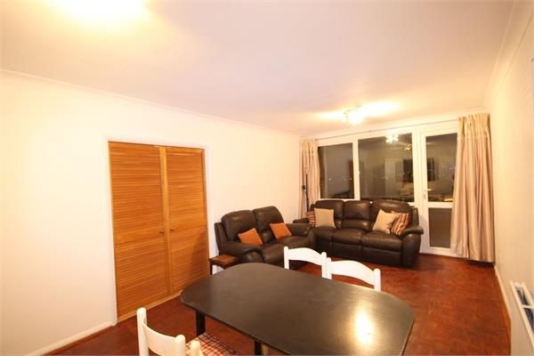 Property photo 2 of 9 2