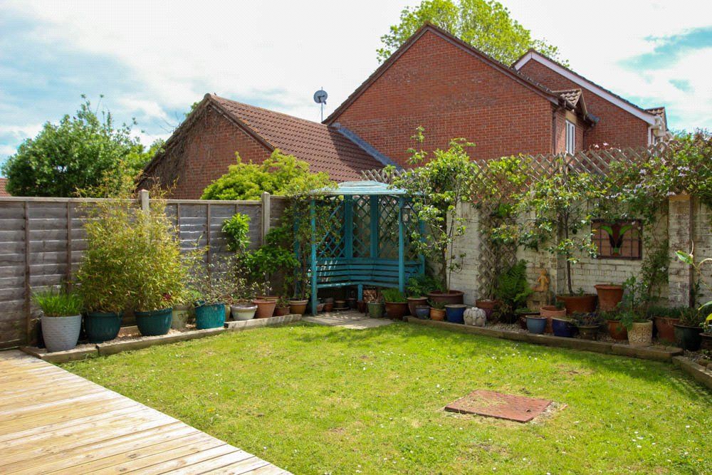 Property photo 2 of 16 Picture No. 35
