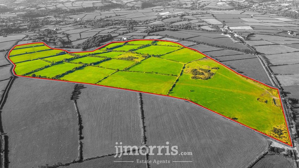 Property photo 1 of 12 1C980A28-3A71-4Aa0-9403-1Ccb865D105E.Jpeg