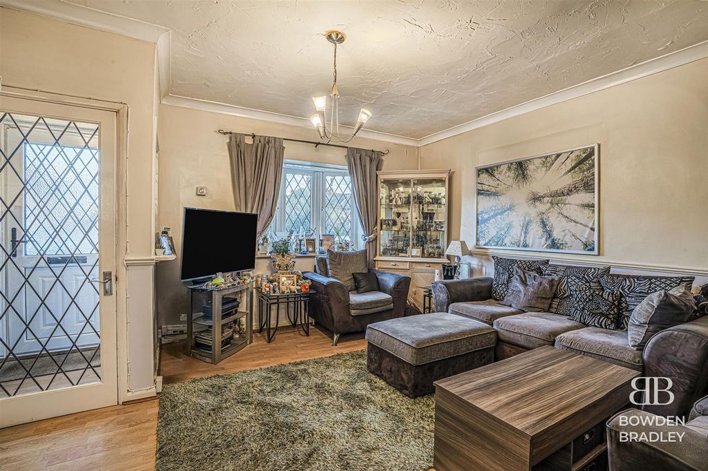 Property photo 3 of 15 Living Room