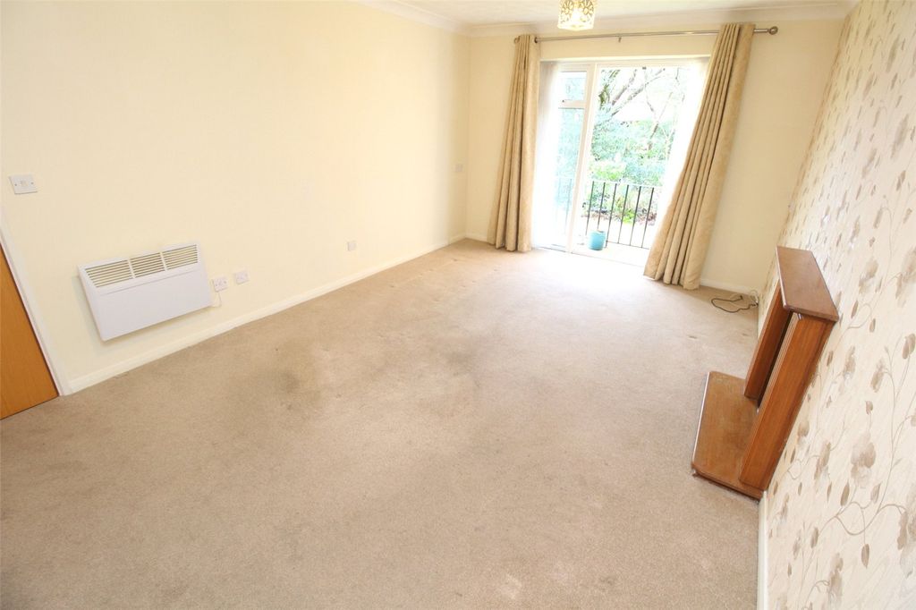 Property photo 2 of 12 Picture No. 01