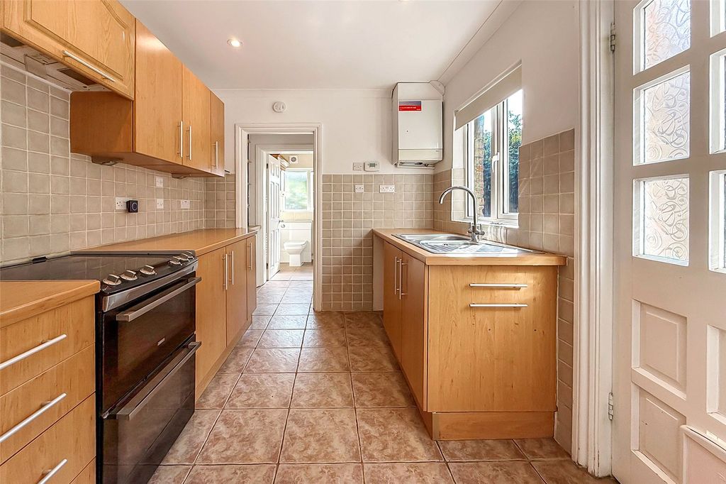 Property photo 3 of 17 Picture No. 27