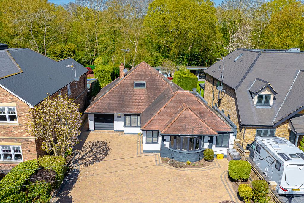Property photo 1 of 37