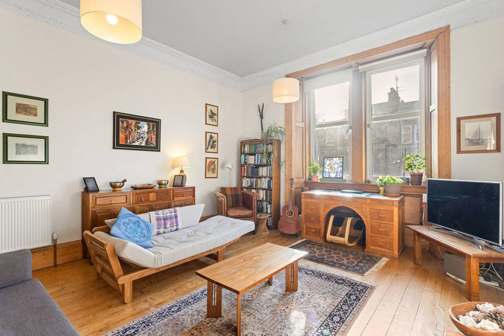 Property photo 3 of 19