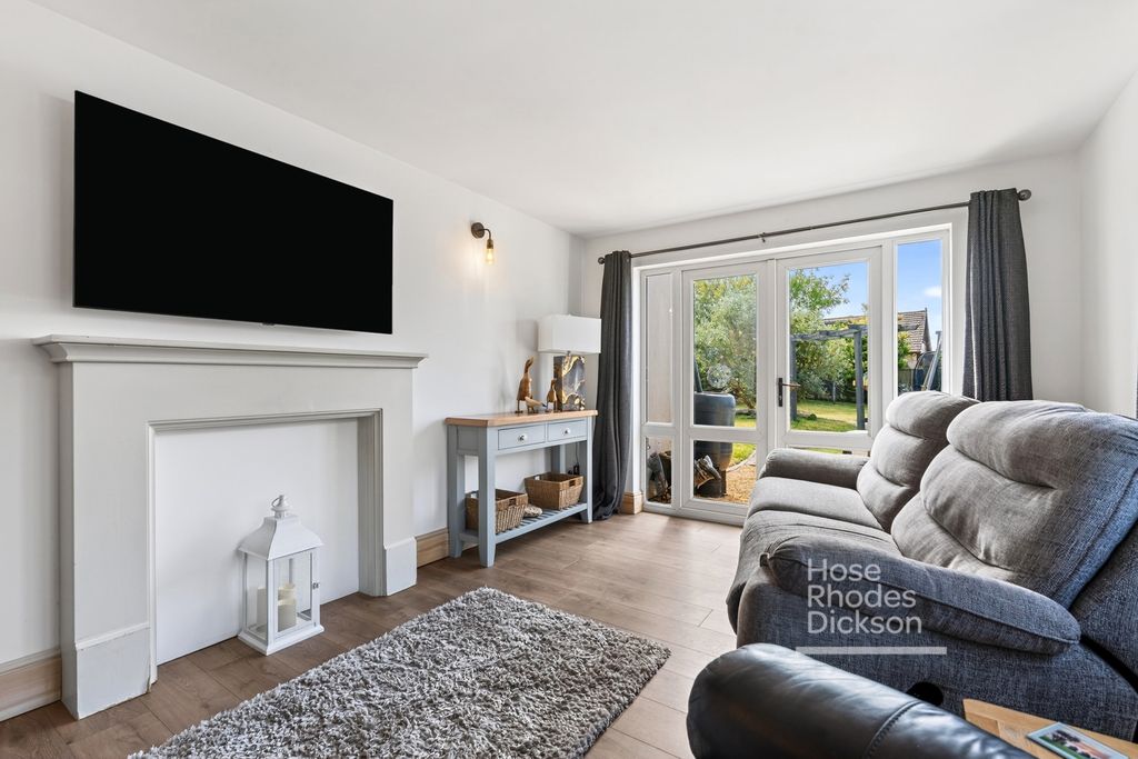 Property photo 3 of 14 Pbox-Img.Jpg