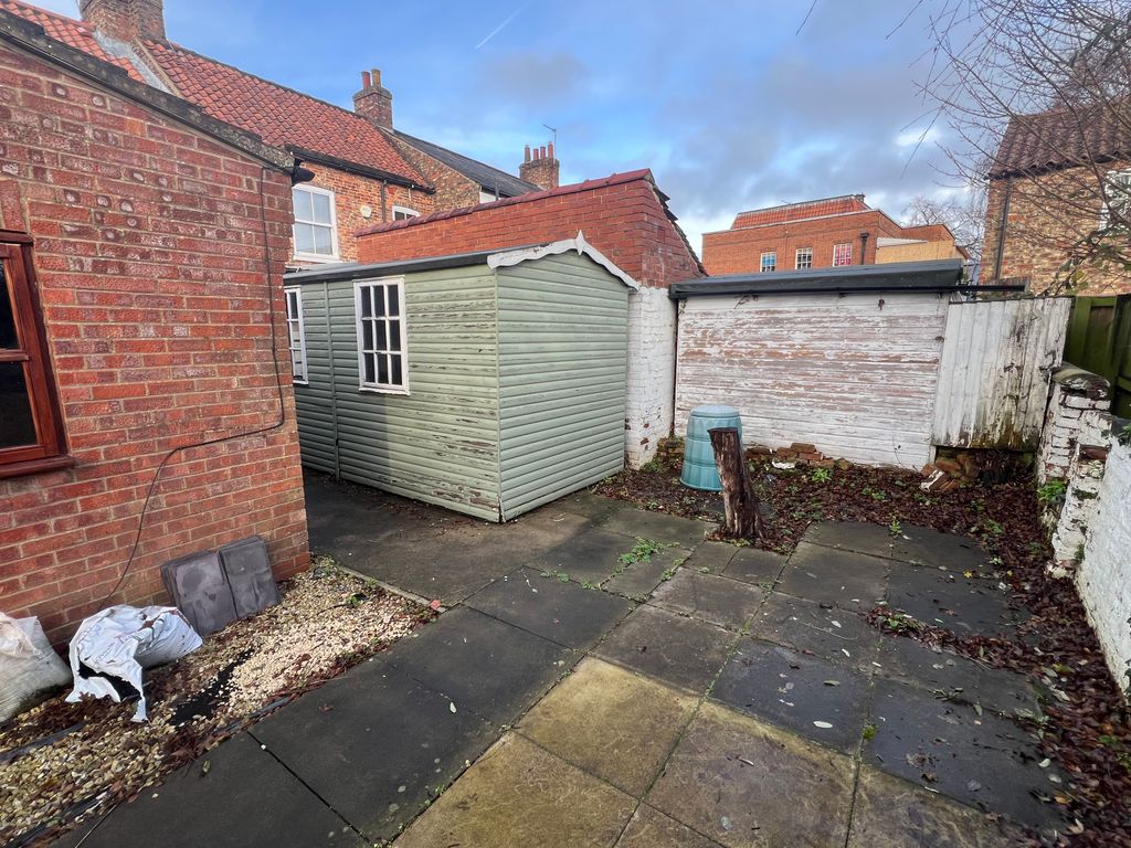 Property photo 3 of 11