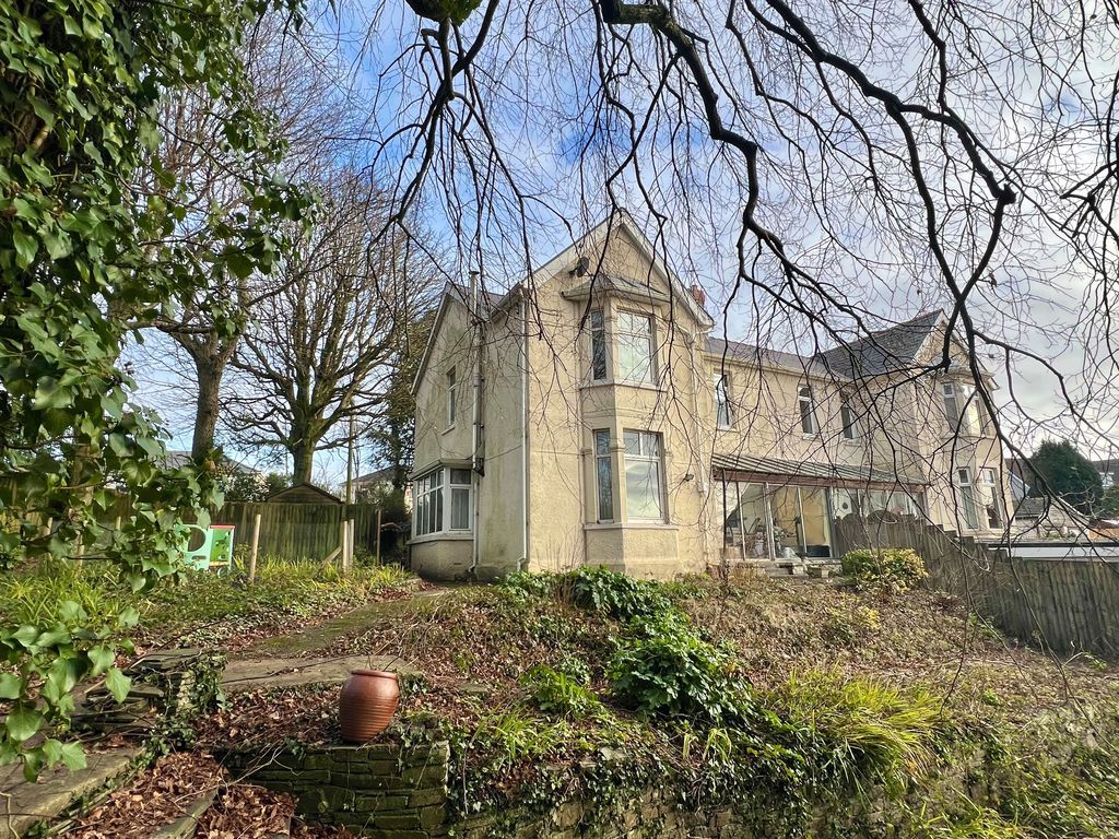 Property photo 1 of 25 Photo 25