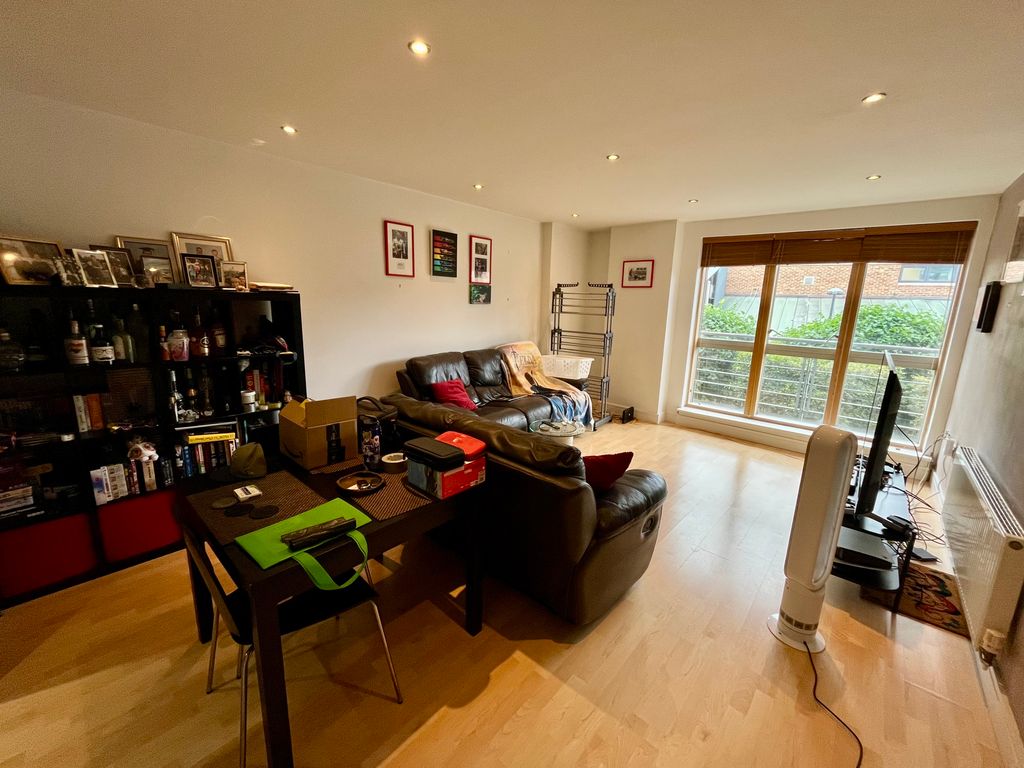 Property photo 3 of 11