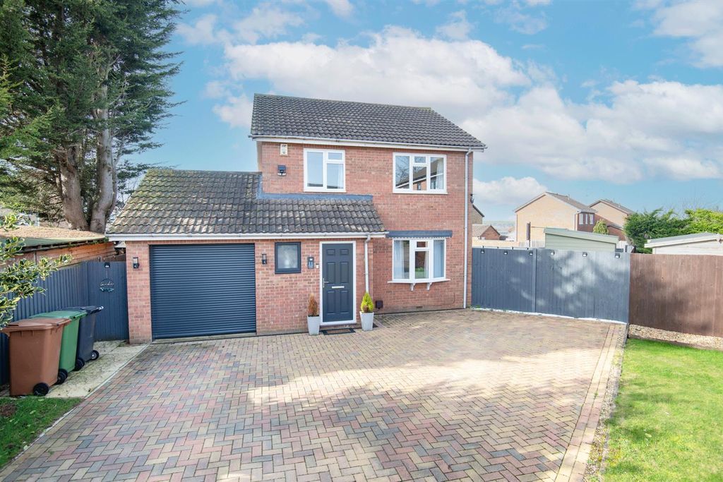 Property photo 1 of 23 Dsc_5870.Gif