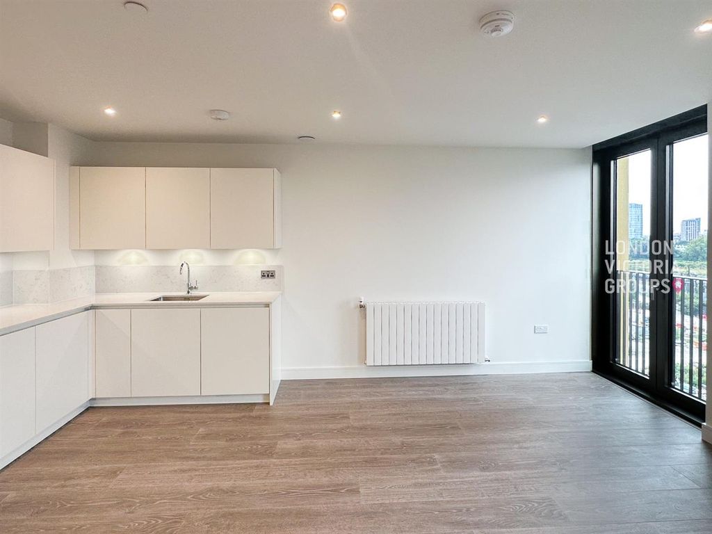 Property photo 3 of 10 1-3859.Jpg
