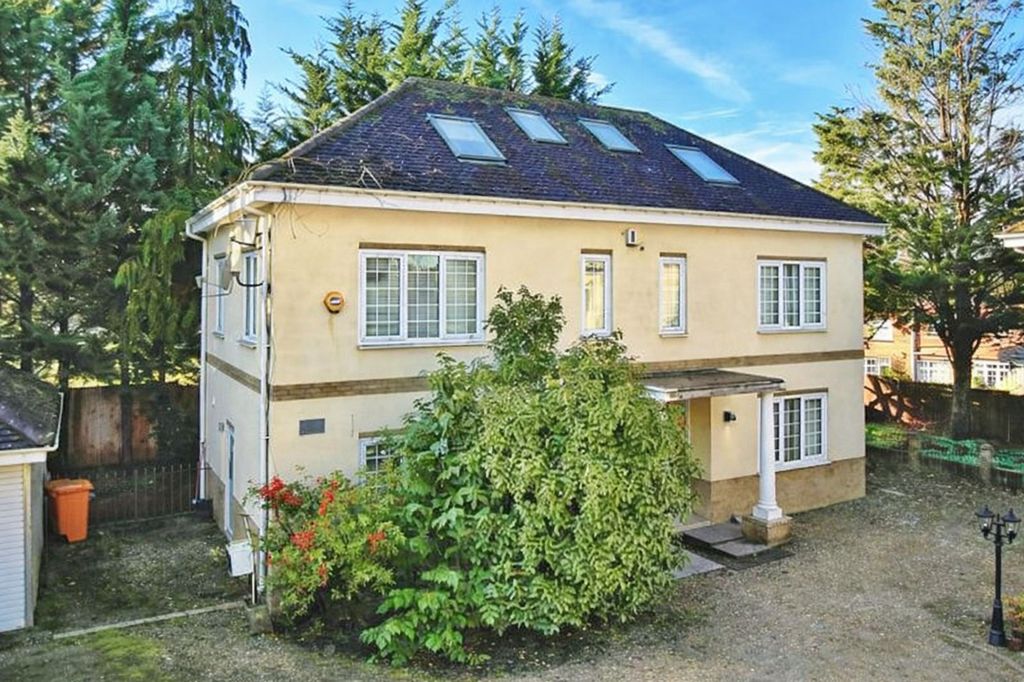 Property photo 1 of 35