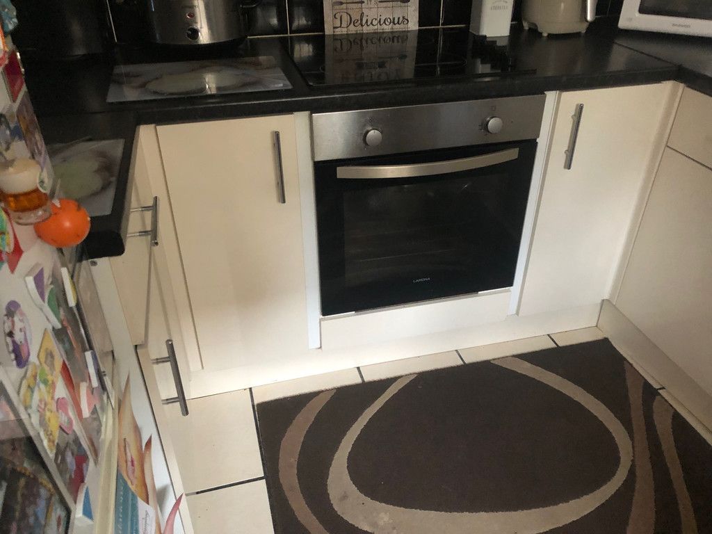 Property photo 3 of 8 Gallery