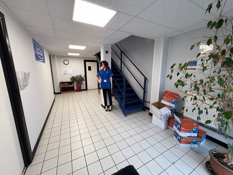 Property photo 2 of 8 Photo 8