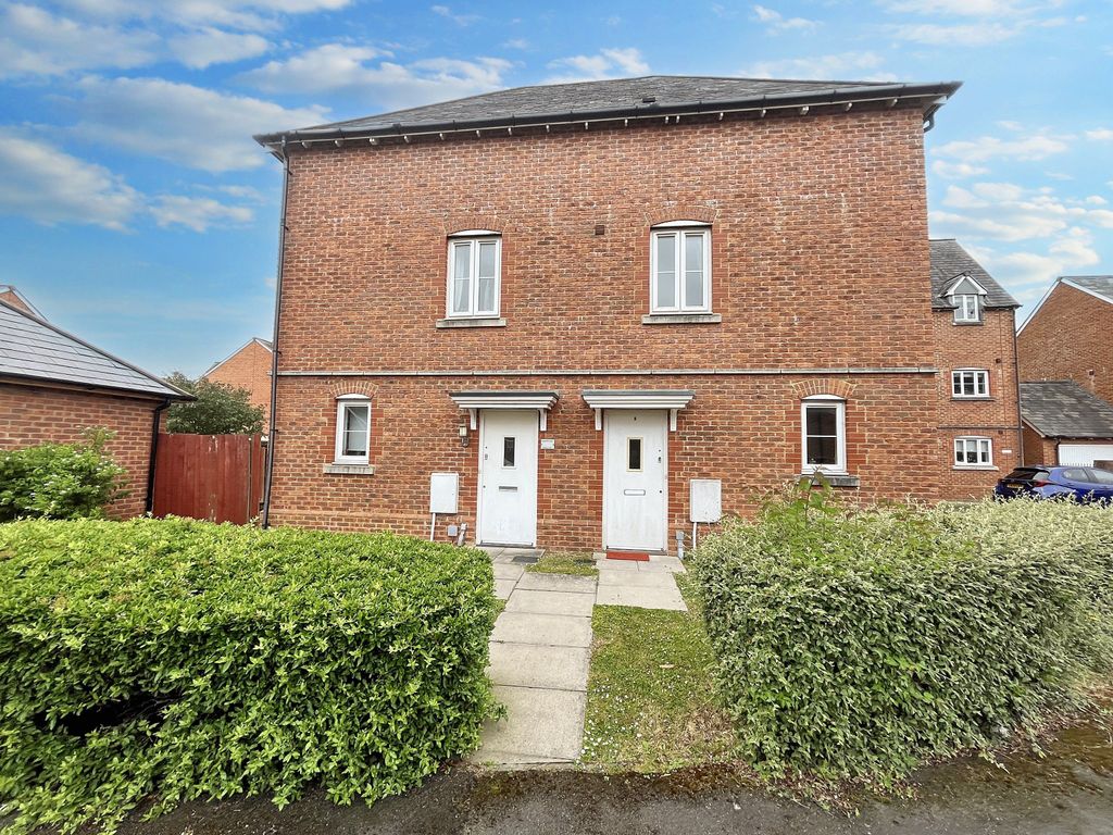 Property photo 1 of 7 External