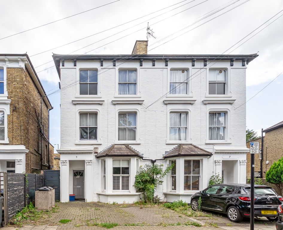 Property photo 1 of 17