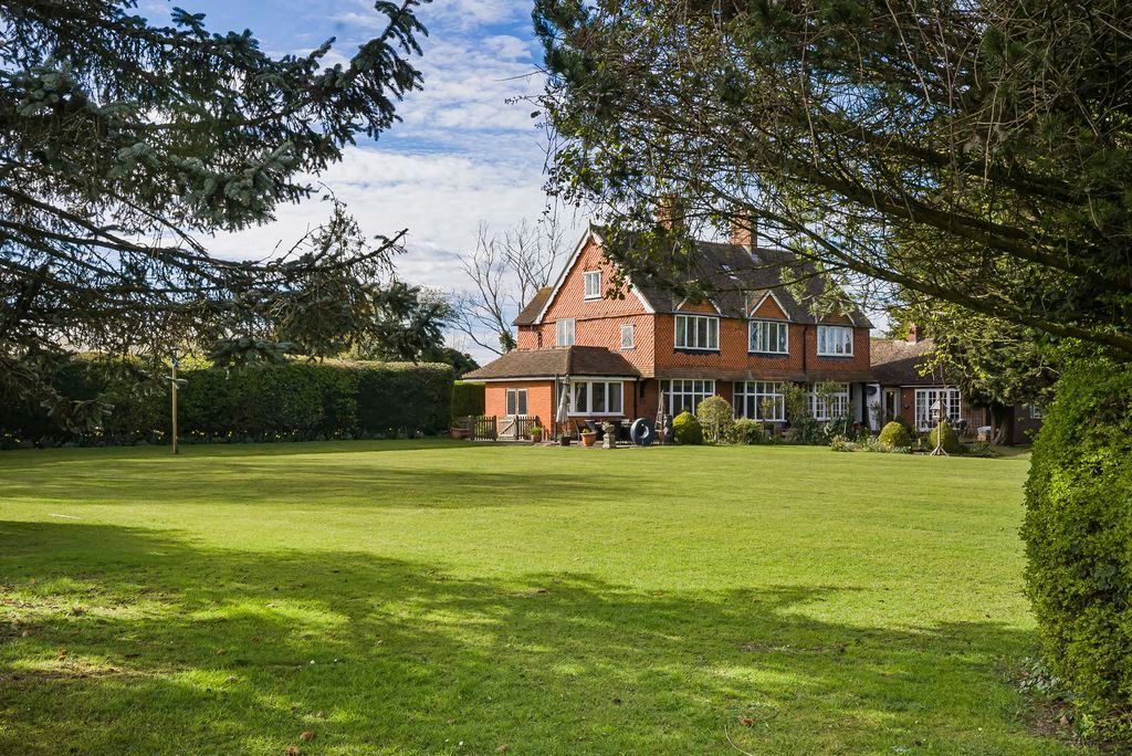 Property photo 1 of 53 Photo 20