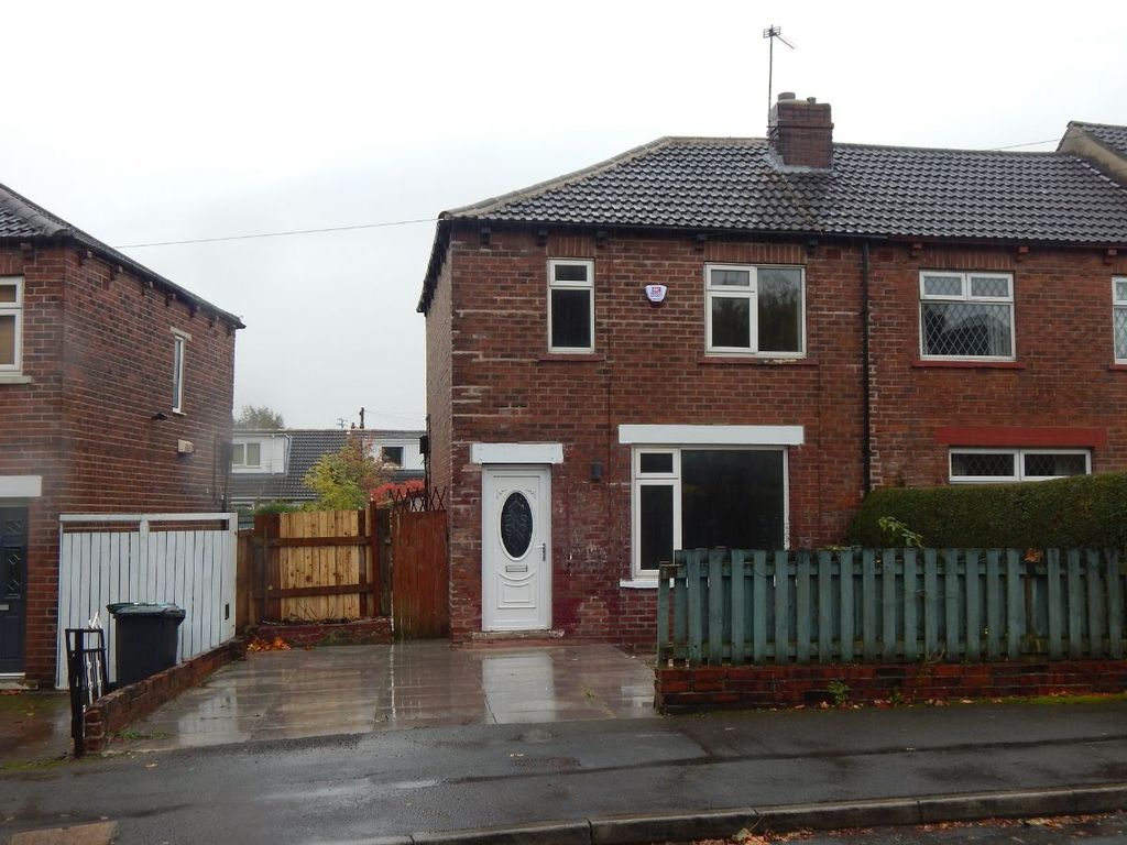 Property photo 1 of 12 Front