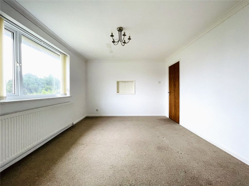 Property photo 3 of 15 Picture No. 14