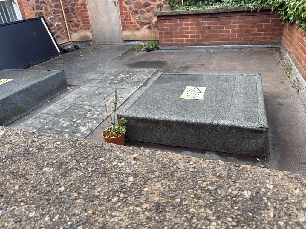 Property photo 2 of 7 Roof Area Of The Entrance To The Vault