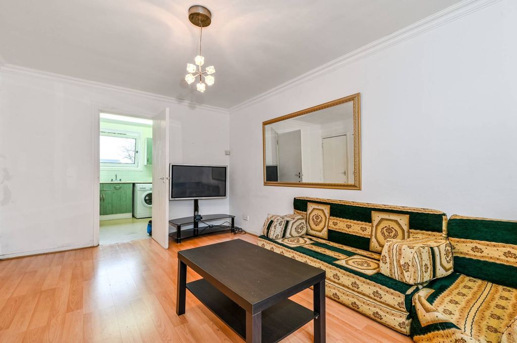 Property photo 1 of 7