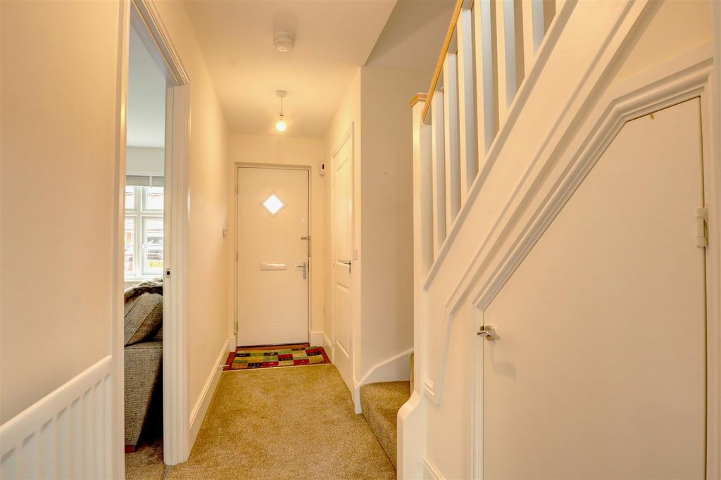 Property photo 3 of 13 Hallway
