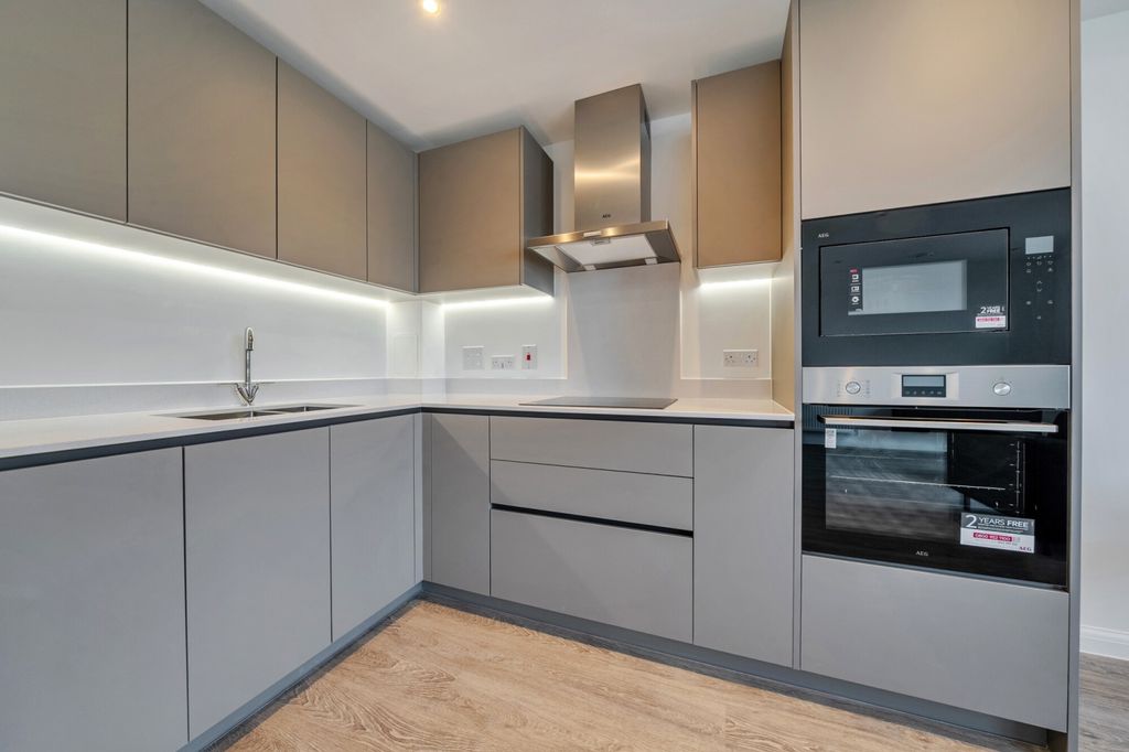 Property photo 3 of 23 1495406-9-6A5A1c8...