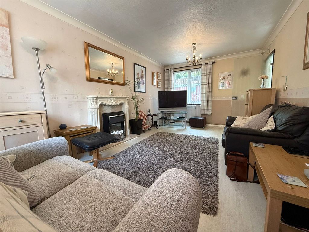Property photo 3 of 21 Picture No. 20