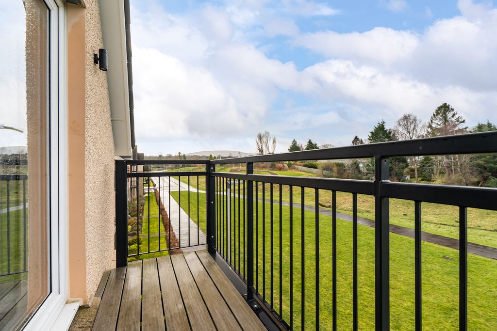 Property photo 3 of 16 Property Image 3