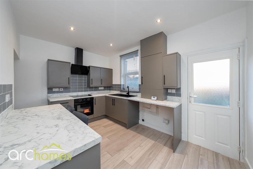 Property photo 3 of 18 Dsc06329-Edit.Jpg