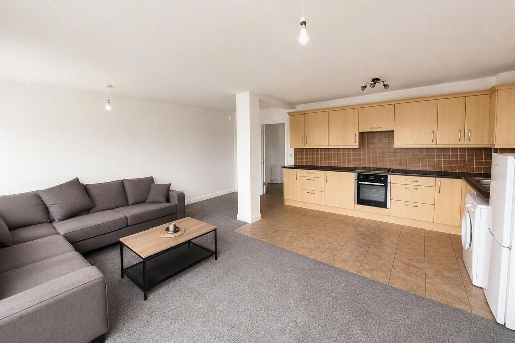 Property photo 1 of 4