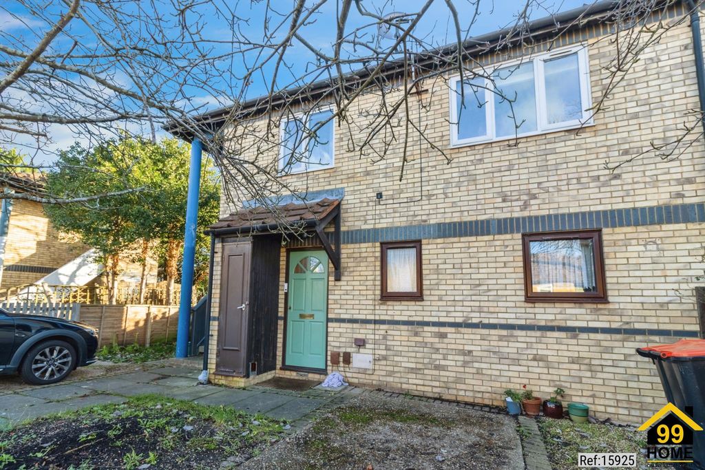 Property photo 2 of 20 Photo 1