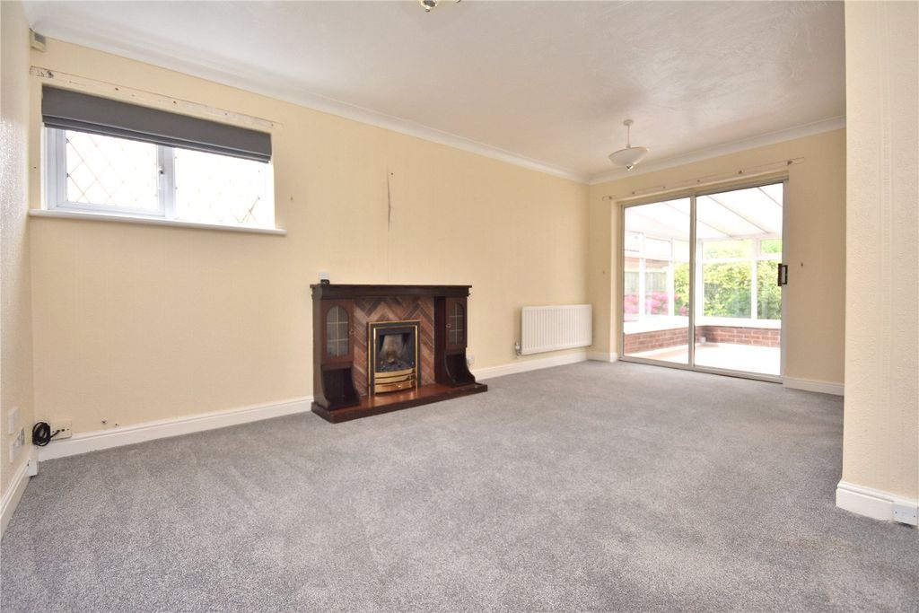 Property photo 2 of 13 Picture No. 11