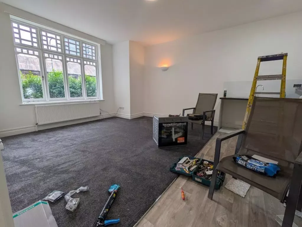 Property photo 2 of 10