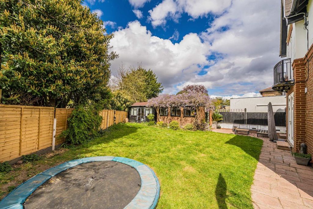 Additional image 8 of 4 bed detached house for saleGloucester Road, Hampton TW12