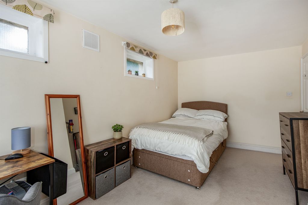 Additional image 16 of 2 bed flat for saleUpper East Hayes, Bath BA1